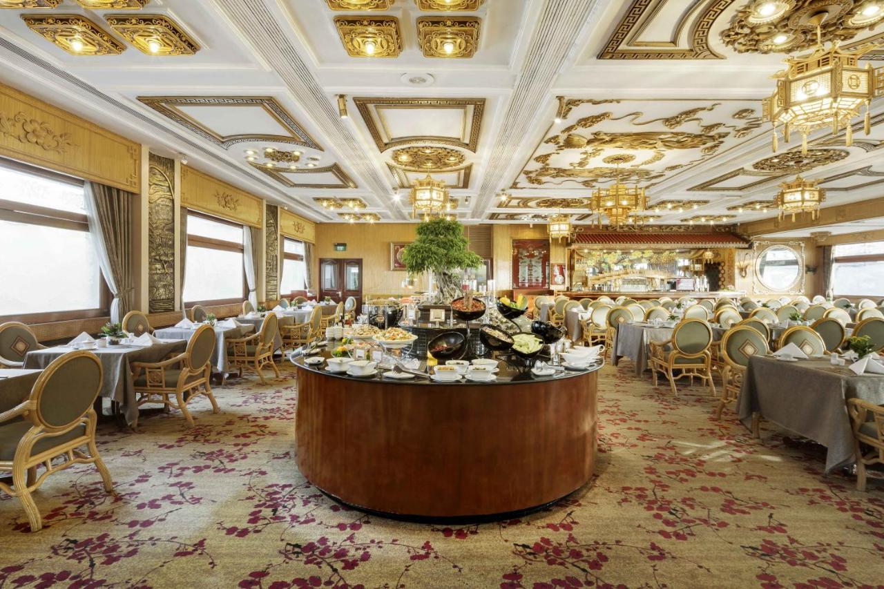 Rex Hotel Cidade de Ho Chi Minh Exterior foto The restaurant of the train