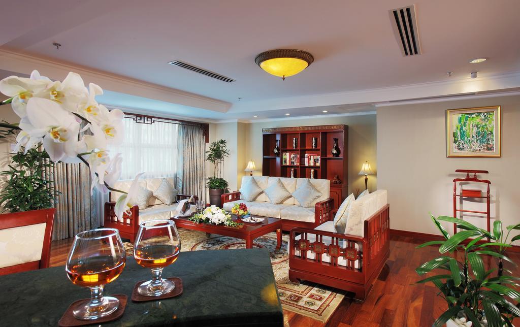 Rex Hotel Cidade de Ho Chi Minh Exterior foto A suite at the hotel